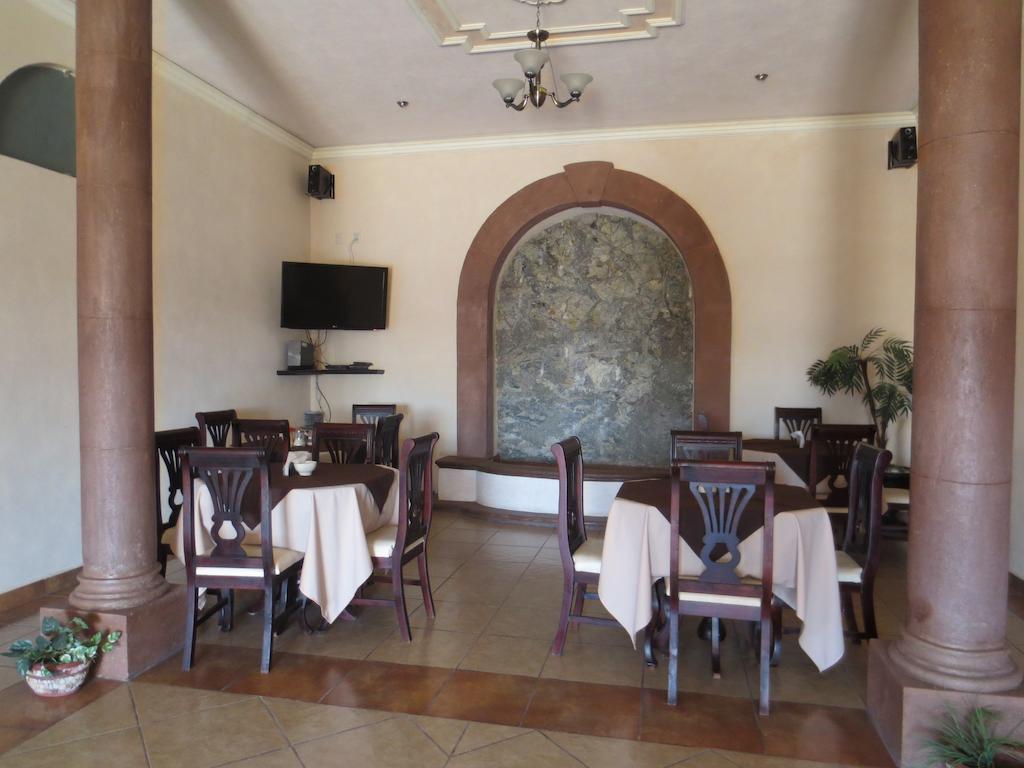Casa Celia Hotel Restaurante Берналь Экстерьер фото